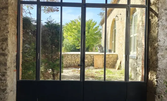 Fourniture et pose d'une verrière métallique acier brut à Cavanac, Carcassonne, Aude Construction Métallique