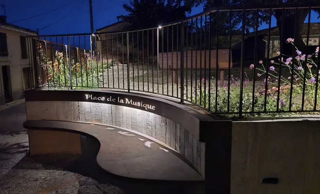 Création et aménagement d'un espace public pour la mairie de Montréal d'Aude, Carcassonne, Aude Construction Métallique