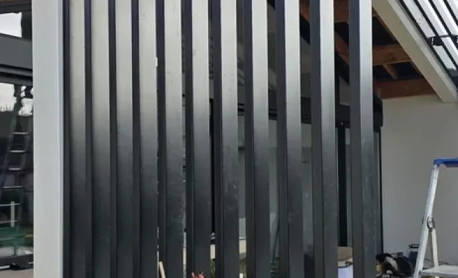 Fourniture et pose d'une pergola acier thermolaqué contemporaine, Carcassonne, Aude Construction Métallique